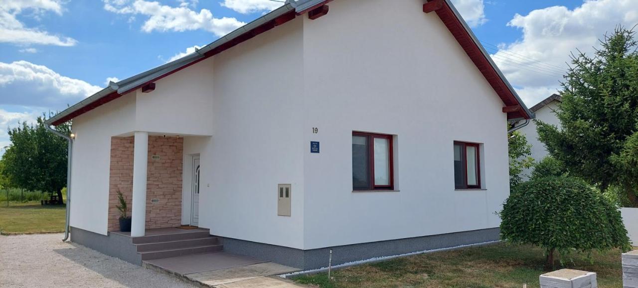 Branjin Vrh Kuca Za Odmor Domus Alba 빌라 외부 사진